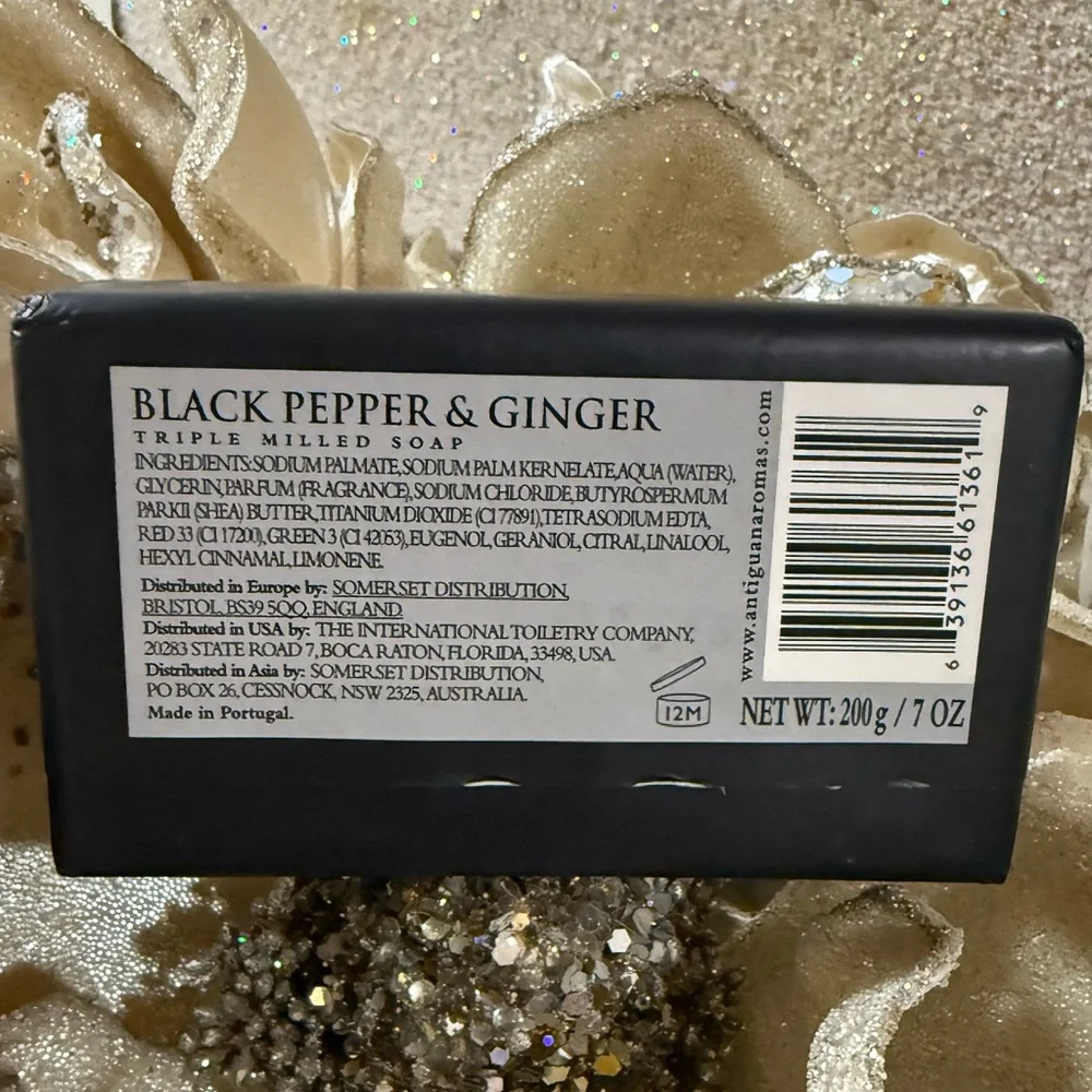 Black Pepper & Ginger Soap . Shea Butter Cleansing Bar